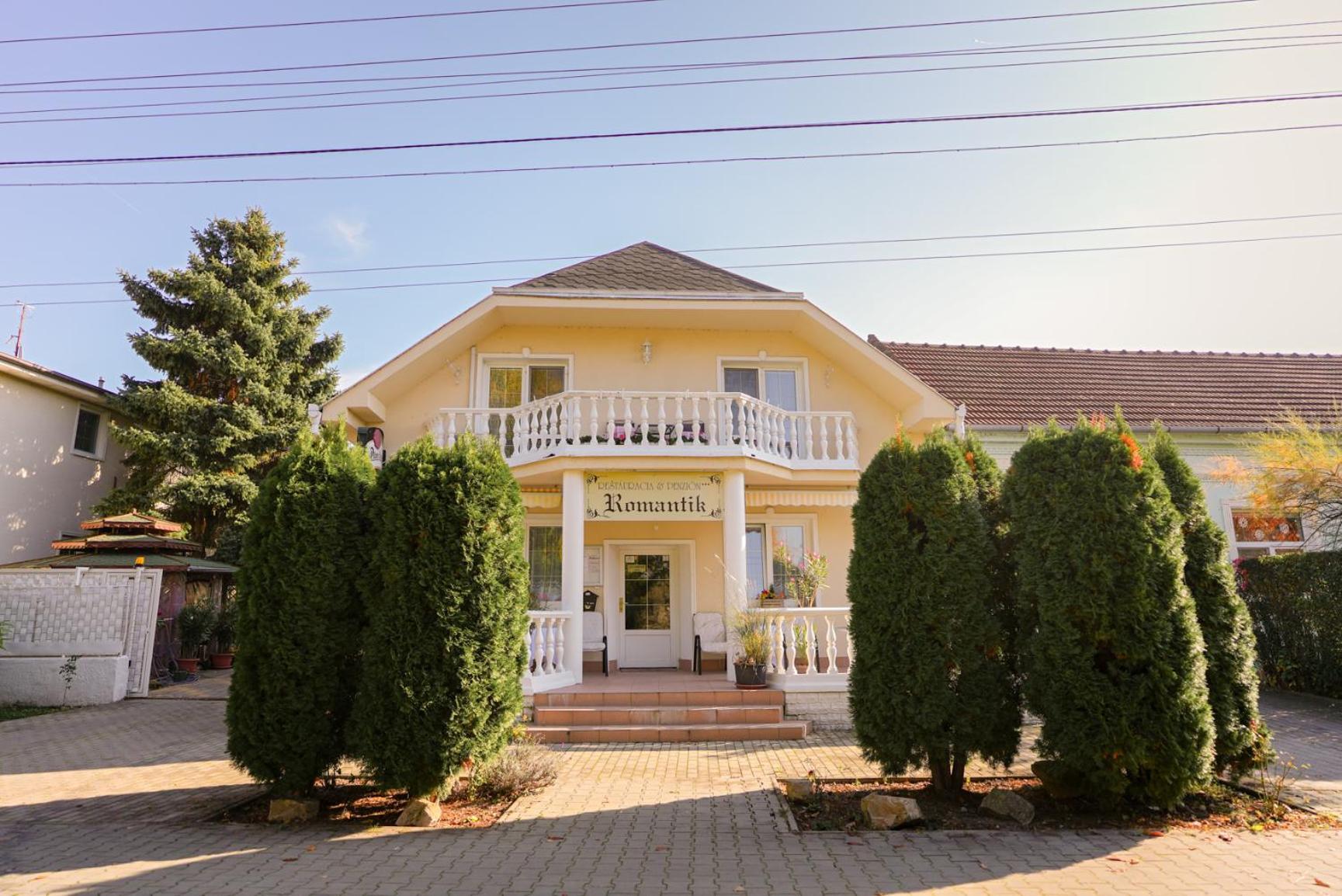 Penzion Romantik Dolná Streda Buitenkant foto